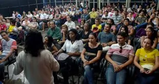 Artrupe realiza oficinas de produção e roteiro de cinema