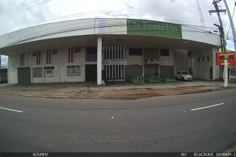 Crespo, Manaus